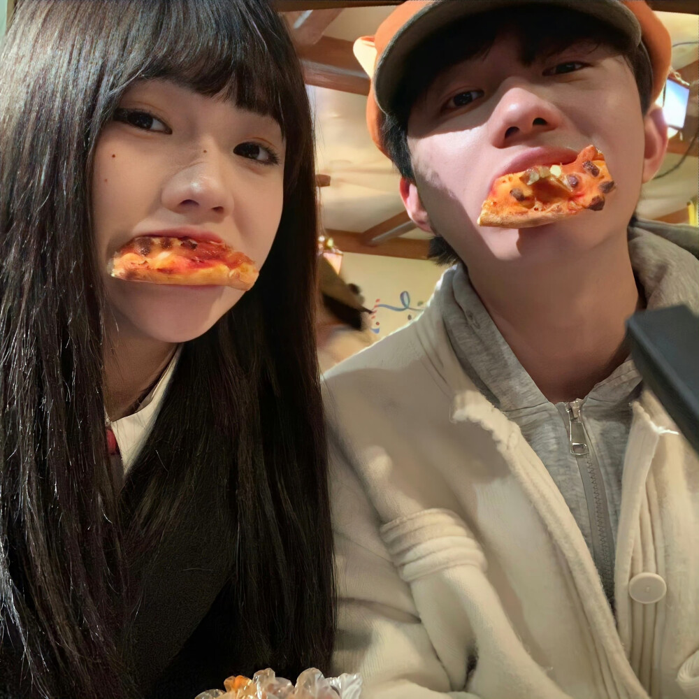 Nan//ɢᵒᵒᵈ ɴⁱᵍʰᵗ ✩/情侣头像/情头/小众情头/动漫情头/真人情头/对象不是人系列/萌物/小鼻噶