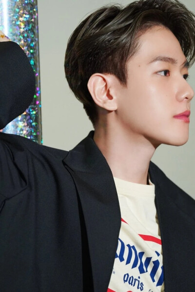 BAEKHYUN
