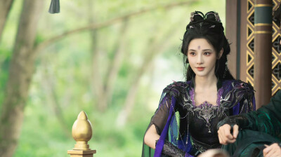 彭小苒