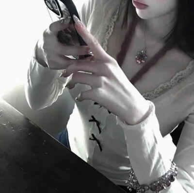✰
