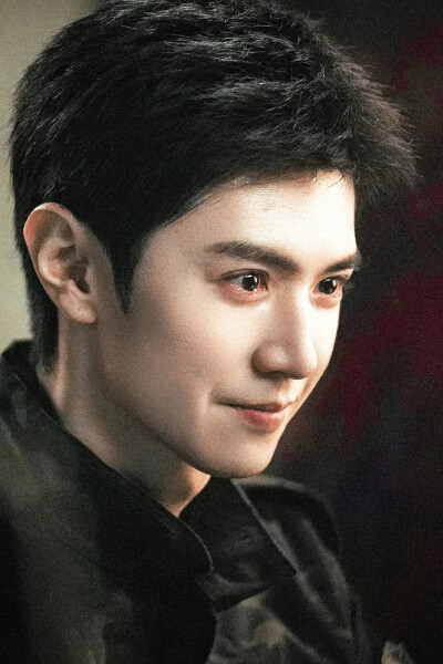 白色橄榄树
cr.@与山烬