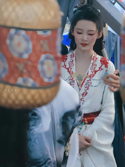 一笑随歌