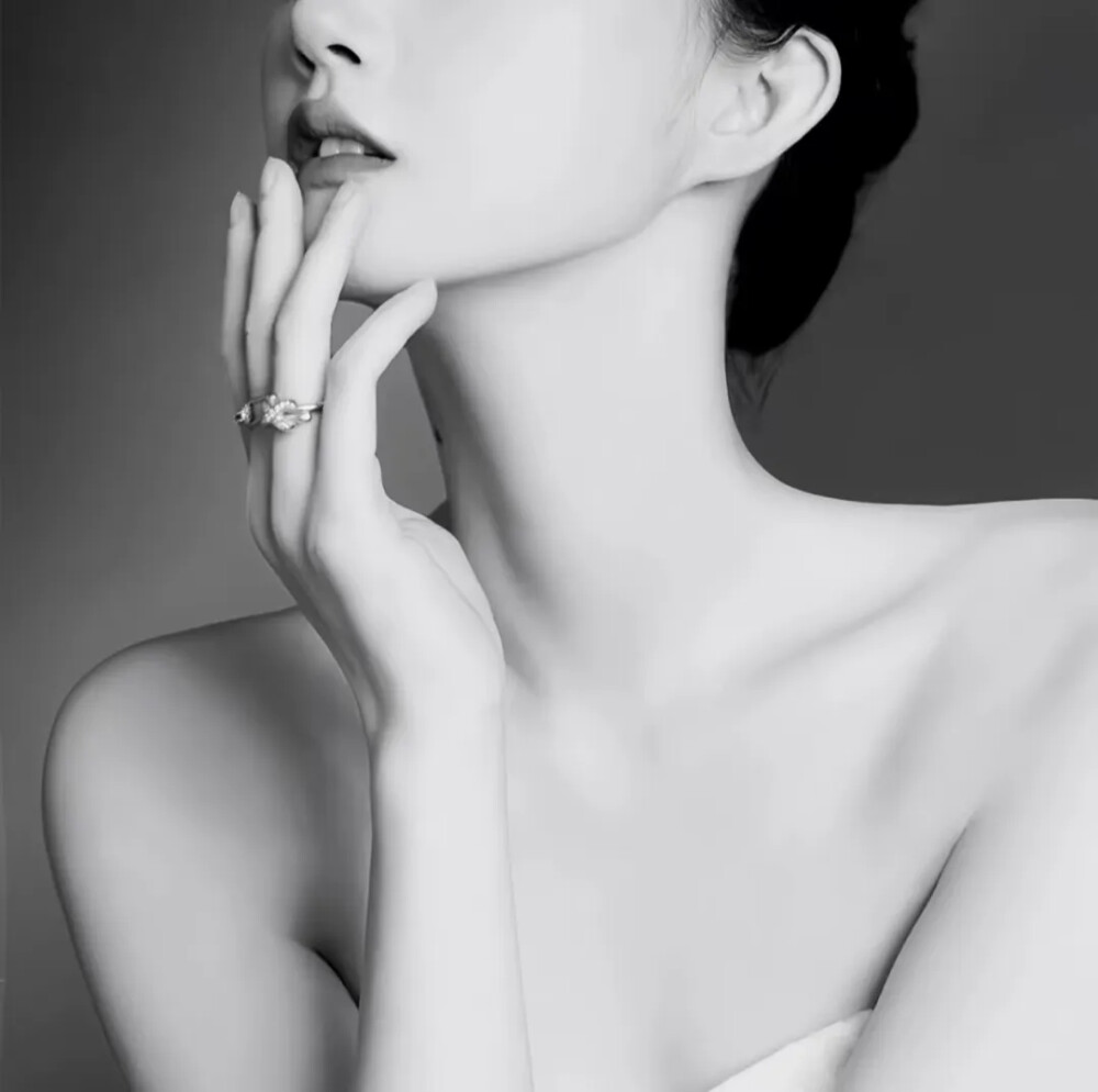 女头