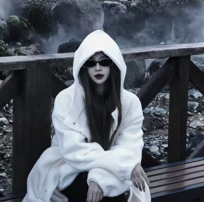 女头