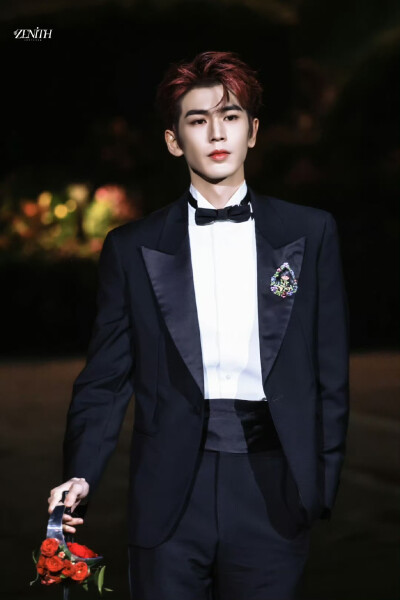 cr.ZENITH丨天穹·张凌赫