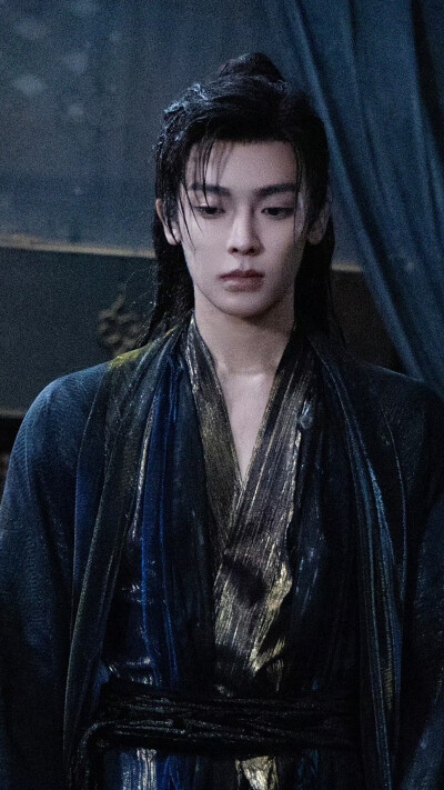 入青云 纪伯宰 侯明昊