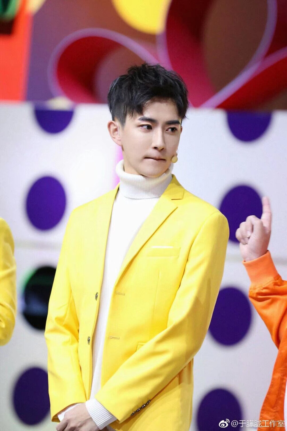 于朦胧《疯狂的麦咭》