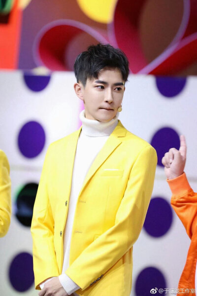 于朦胧《疯狂的麦咭》