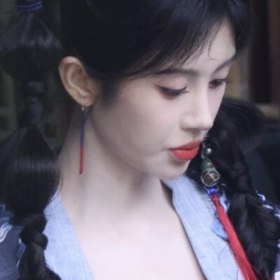 鞠婧祎