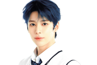 •有你的日子，随手抓一束风，便是一整个春天啊
#李翰飞生日快乐~