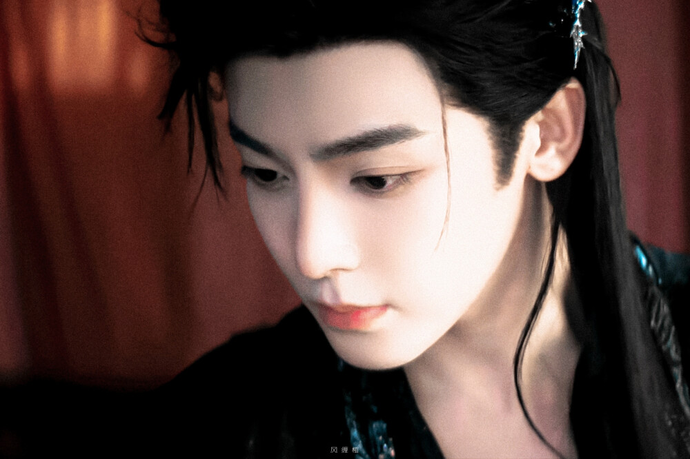 侯明昊 入青云 纪伯宰 