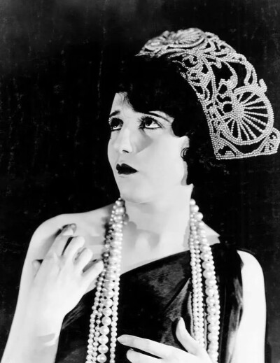 Bebe Daniels