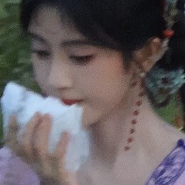 鞠婧祎