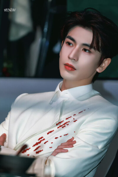 cr.ZENITH丨天穹·张凌赫