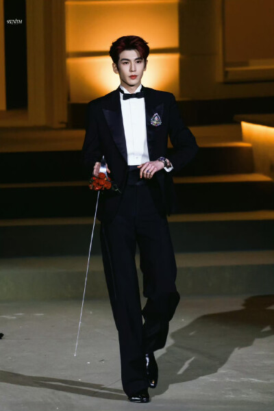 cr.ZENITH丨天穹·张凌赫