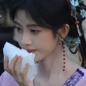 鞠婧祎