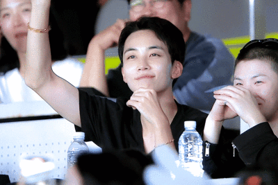 尹净汉 251014 world tour new