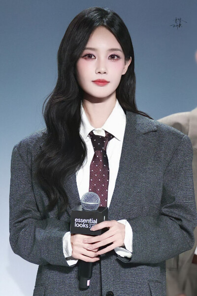 李一桐