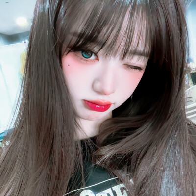张元英