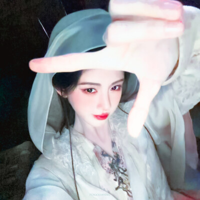 鞠婧祎
