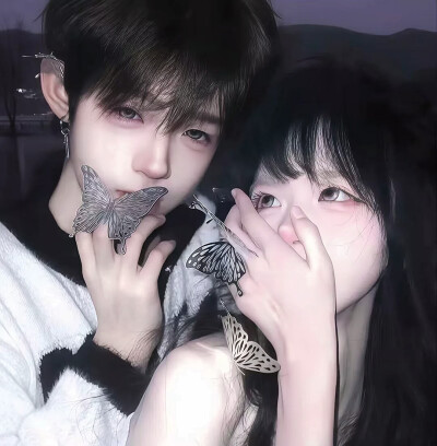 像我这种神经兮兮的人 能一直陪我玩听我讲一大堆话的人 一定是能陪我很久的人