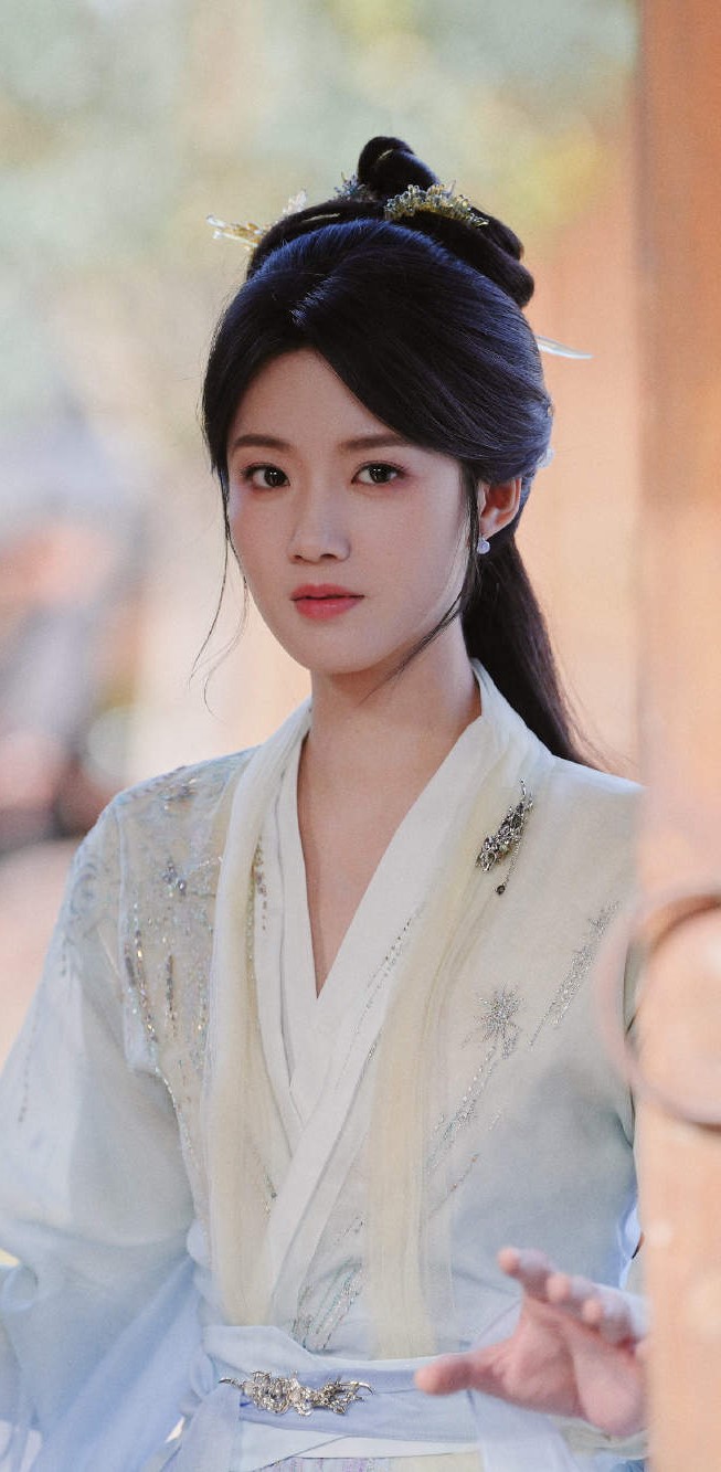 卢昱晓《入青云》明意