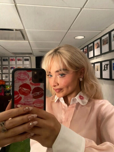 Sabrina Carpenter