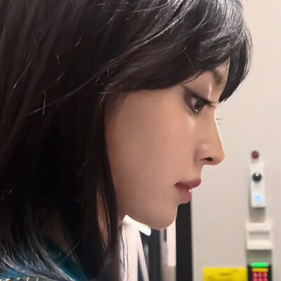 田曦薇