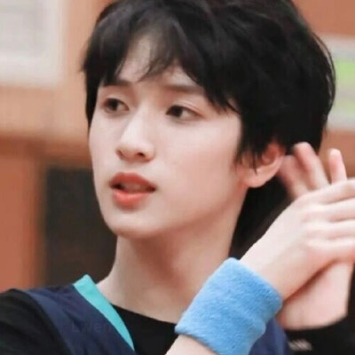 U_U