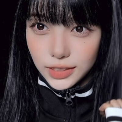 她是一个合格的萌妹