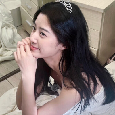 卢昱晓