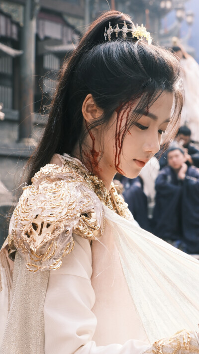 入青云 明意 卢昱晓