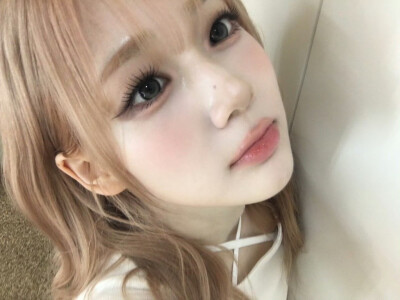 tripleS 尹舒妍