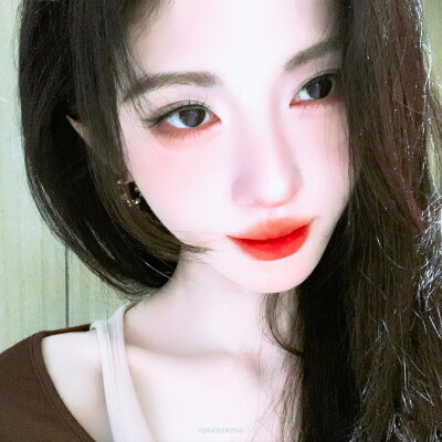鞠婧祎