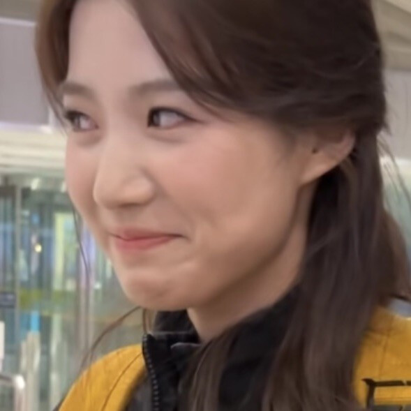 有一个姑娘她有一些任性