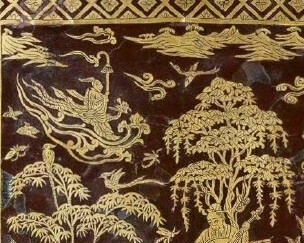 唐代金银平纹琴