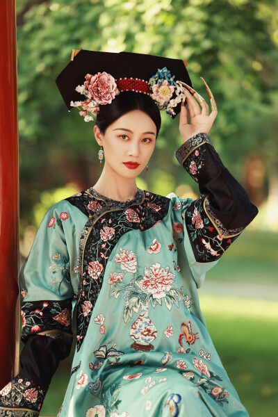 蓝盈莹