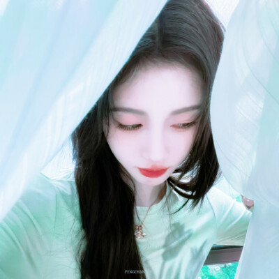 鞠婧祎