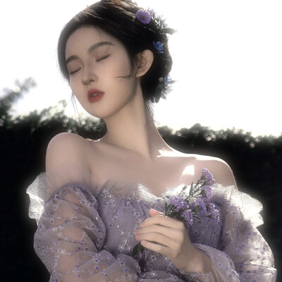 王玉雯
