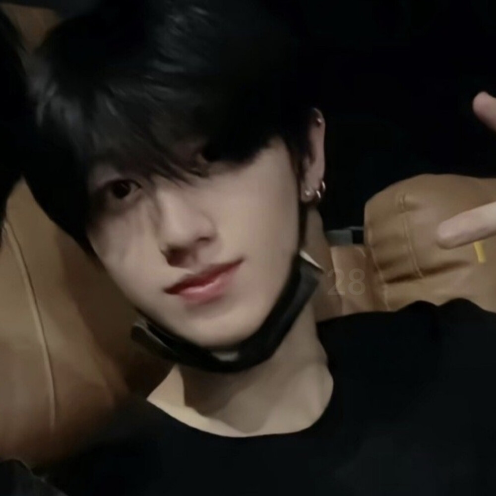 你很可爱 如果有天我征服了世界 我会把你留下来