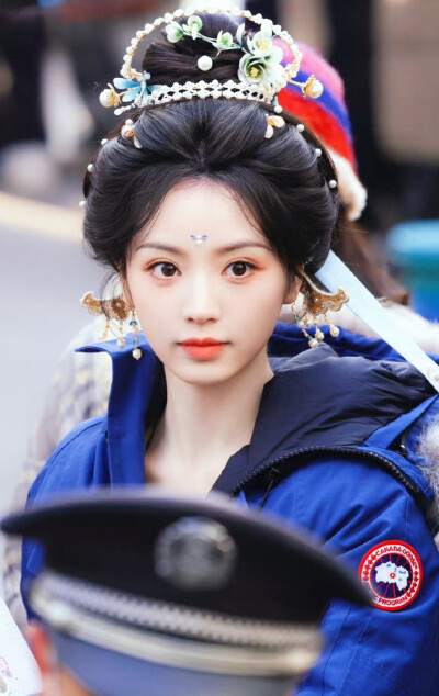 田曦薇