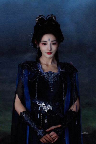 彭小苒