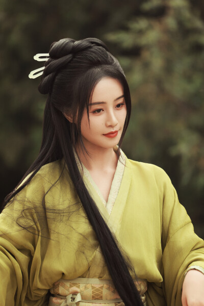 蓝盈莹