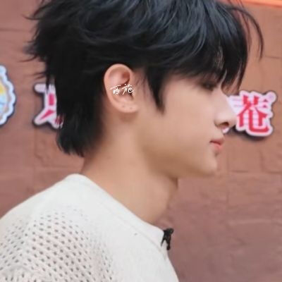 张峻豪