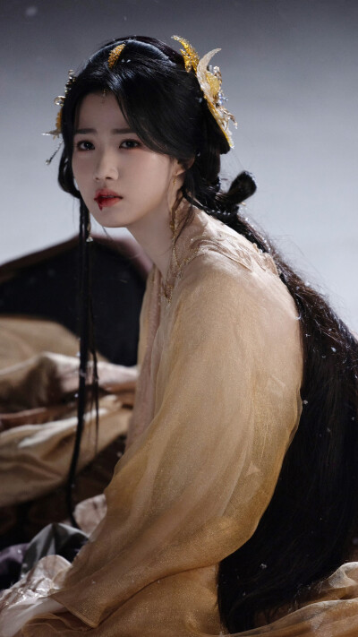 入青云 明意 卢昱晓