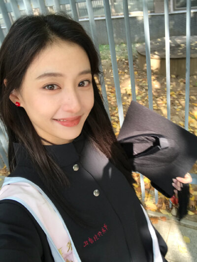 胡连馨