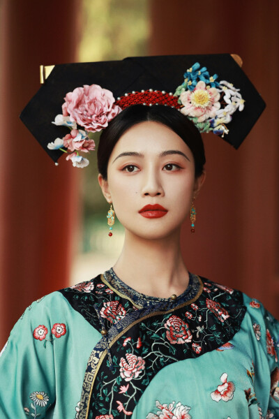 蓝盈莹