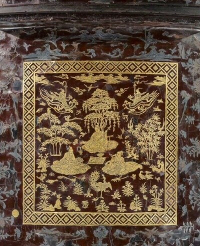 唐代金银平纹琴