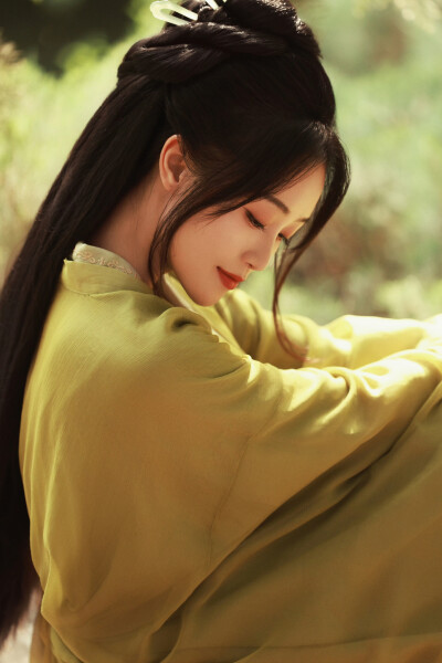 蓝盈莹