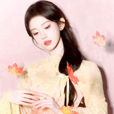 鞠婧祎